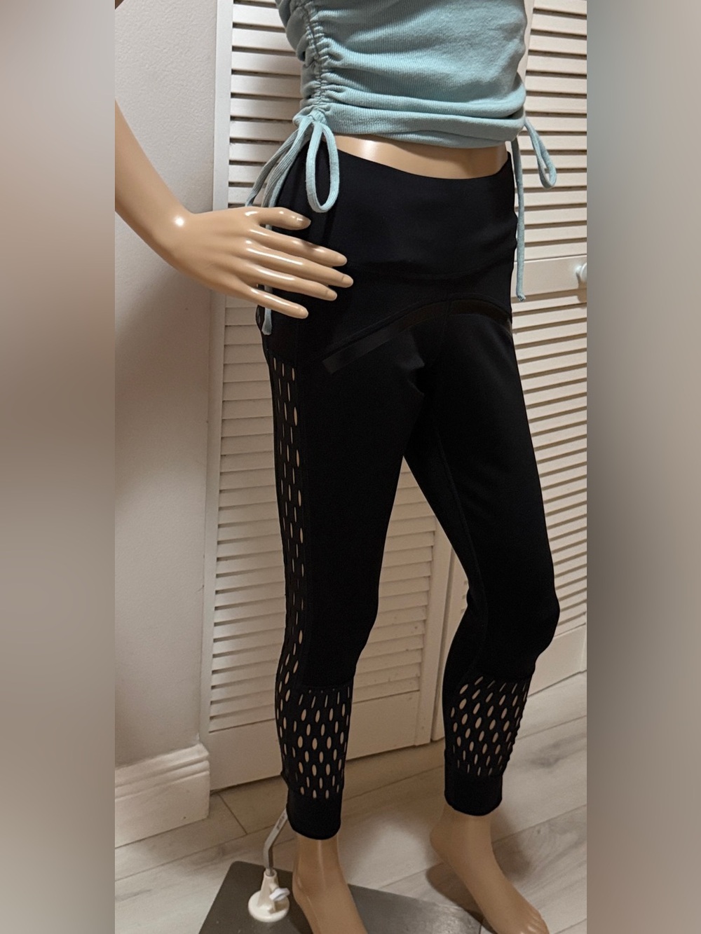 Stella McCartney Adidas Black Cutout Leggings Sz. Small High Rise Performance